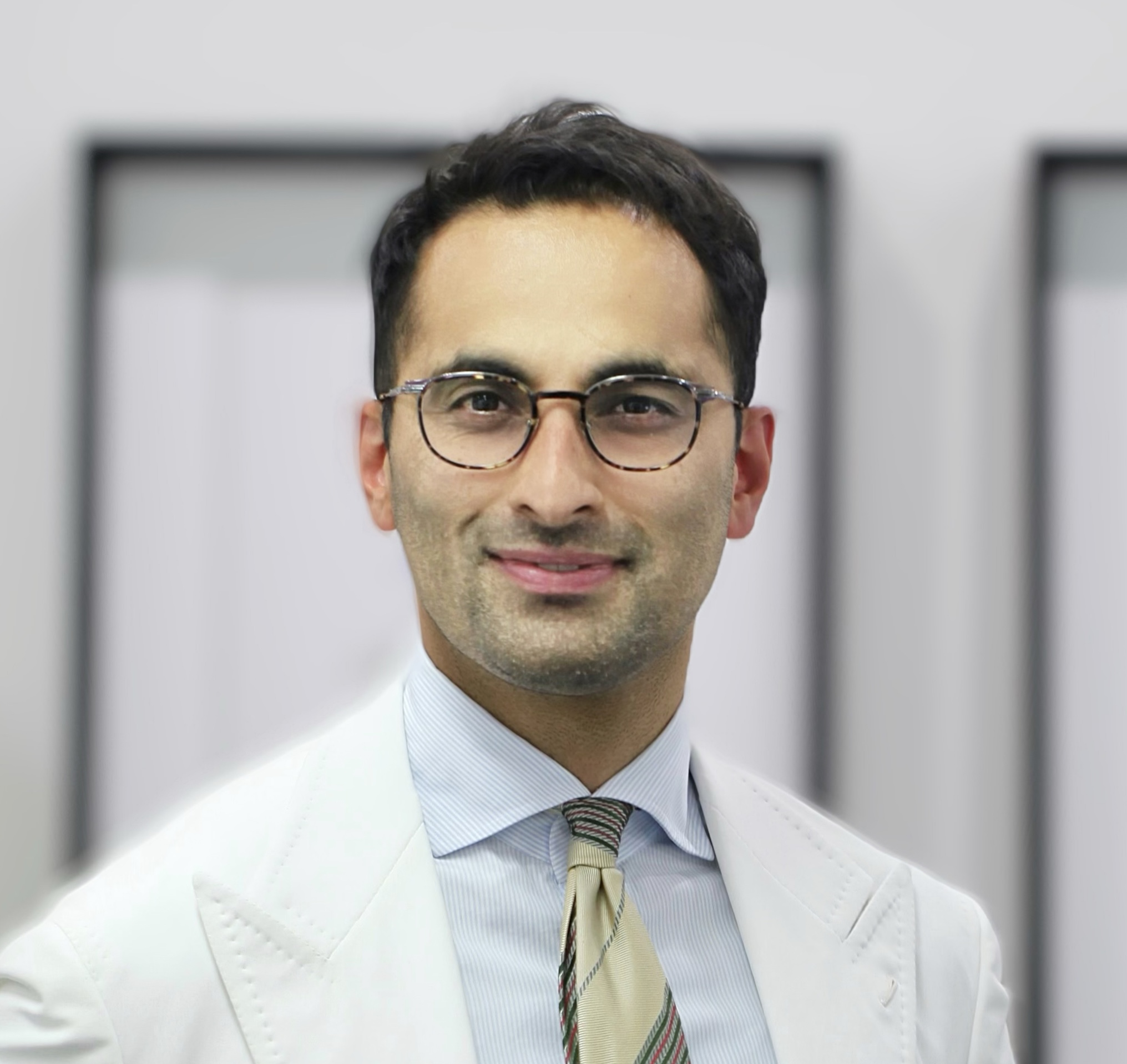 Dr Sushil Pant, orthopaedic shoulder surgeon
